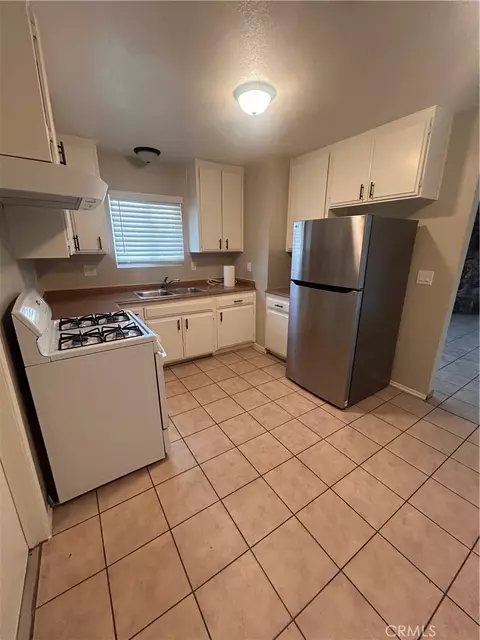 Other - 16458 Spruce, Hesperia, CA 92345 photo 6 of 19