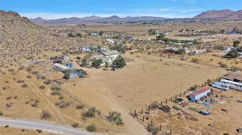 View/Area - 24716 Mcroberts, Apple Valley, CA 92307 photo 3 of 7