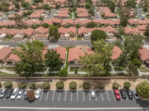View/Area - 19064 Elm Dr, Apple Valley, CA 92308 photo 5 of 9