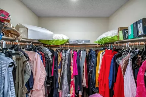 Other - 19064 Elm Dr, Apple Valley, CA 92308 photo 5 of 10
