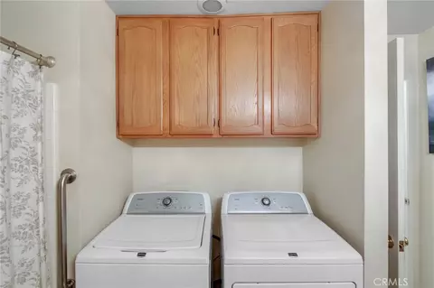 Other - 19064 Elm Dr, Apple Valley, CA 92308 photo 3 of 10
