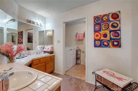 Other - 19064 Elm Dr, Apple Valley, CA 92308 photo 4 of 10