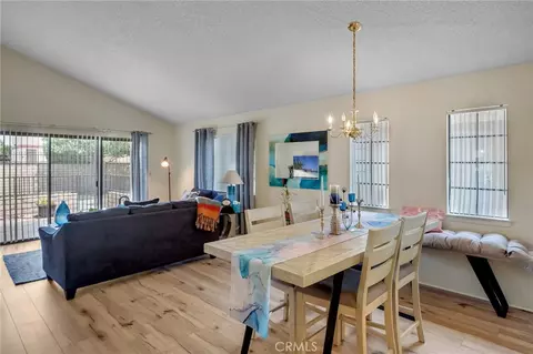 Dining - 19064 Elm Dr, Apple Valley, CA 92308 photo 2 of 2