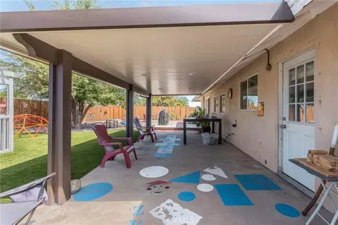 Exterior - 9172 Jacaranda, Hesperia, CA 92345 photo 7 of 10