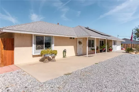 Exterior - 9172 Jacaranda, Hesperia, CA 92345 photo 10 of 10