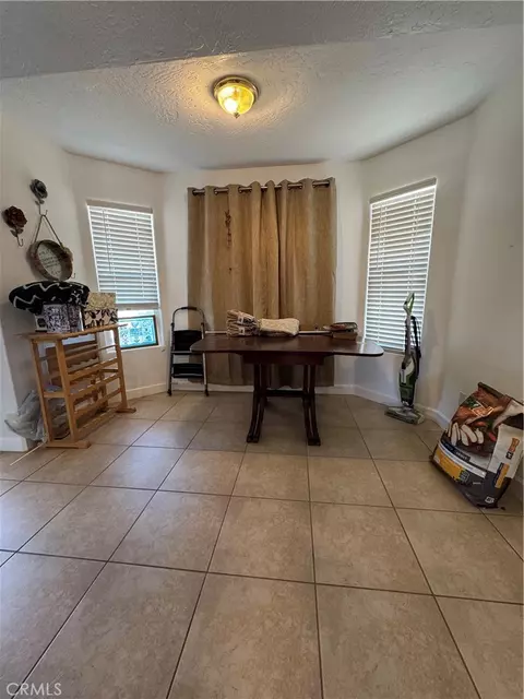Dining - 10575 Estrella, Apple Valley, CA 92308 photo 1 of 2