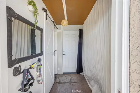 Entry Way - 19185 Shoshonee, Apple Valley, CA 92307 photo 1 of 1