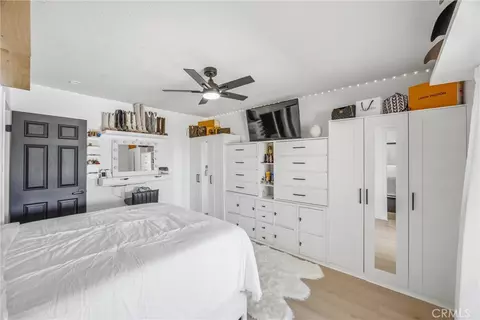 Bedroom - 19185 Shoshonee, Apple Valley, CA 92307 photo 2 of 4