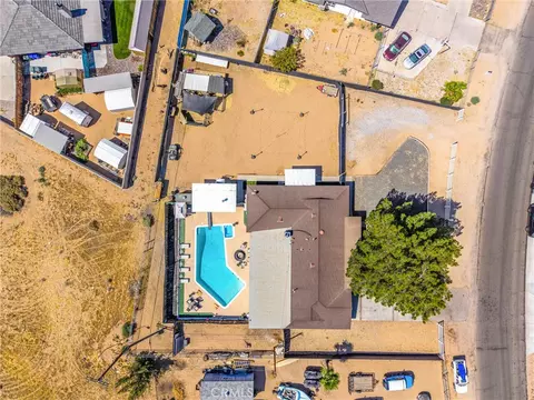 View/Area - 19185 Shoshonee, Apple Valley, CA 92307 photo 1 of 4