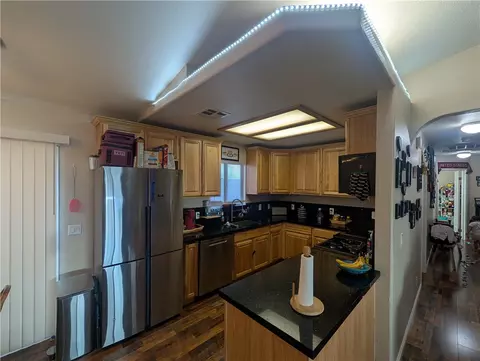 Kitchen - 16410 Smoke Tree, Hesperia, CA 92345 photo 3 of 3
