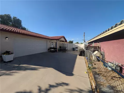 Other - 16410 Smoke Tree, Hesperia, CA 92345 photo 1 of 9