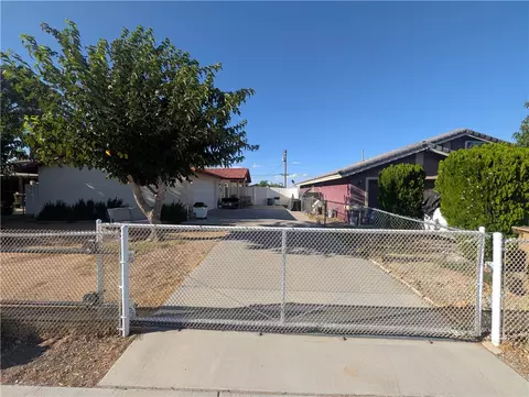 Exterior - 16410 Smoke Tree, Hesperia, CA 92345 photo 6 of 15