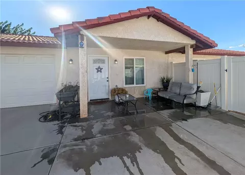 Exterior - 16410 Smoke Tree, Hesperia, CA 92345 photo 2 of 15