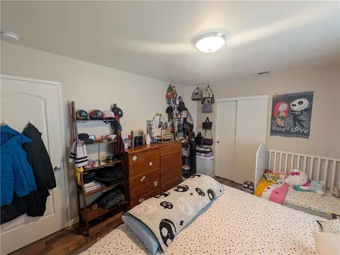 Bedroom - 16410 Smoke Tree, Hesperia, CA 92345 photo 1 of 4