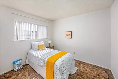 Bedroom - 1933 Forane, Barstow, CA 92311 photo 3 of 6
