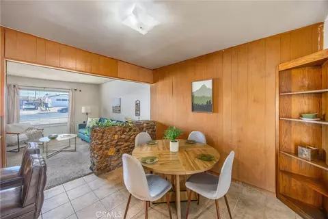 Dining - 1933 Forane, Barstow, CA 92311 photo 3 of 3