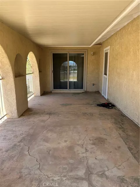 Exterior - 17035 Deodar, Hesperia, CA 92345 photo 7 of 12