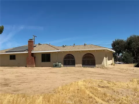 Exterior - 17035 Deodar, Hesperia, CA 92345 photo 5 of 12