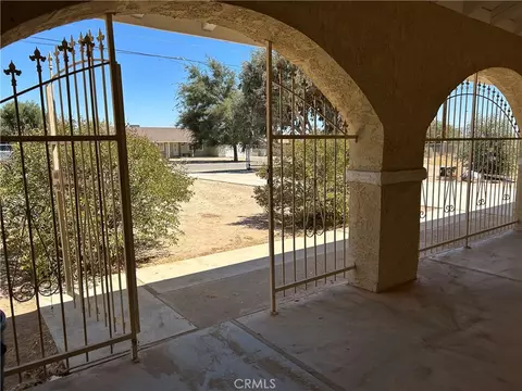 Exterior - 17035 Deodar, Hesperia, CA 92345 photo 3 of 12