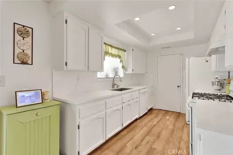 Other - 9515 Yucca St, Apple Valley, CA 92308 photo 3 of 7