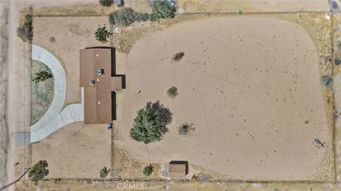 View/Area - 9515 Yucca St, Apple Valley, CA 92308 photo 5 of 10