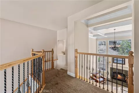 Entry Way - 2473 Interlaken Ct, Wrightwood, CA 92397 photo 5 of 6