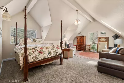 Bedroom - 2473 Interlaken Ct, Wrightwood, CA 92397 photo 10 of 11