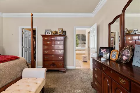 Bedroom - 2473 Interlaken Ct, Wrightwood, CA 92397 photo 3 of 11