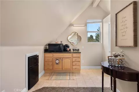 Bedroom - 2473 Interlaken Ct, Wrightwood, CA 92397 photo 11 of 11