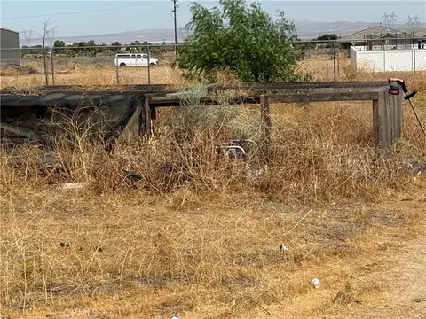 9934 Lager, Phelan, CA 92371 photo 16