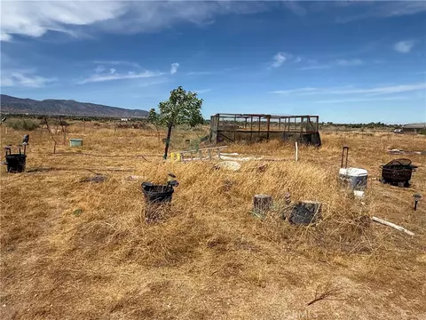 9934 Lager, Phelan, CA 92371 photo 14