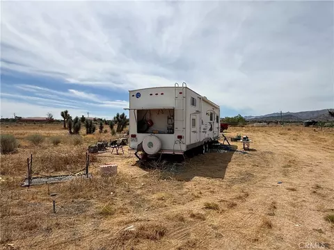 9934 Lager, Phelan, CA 92371 photo 15
