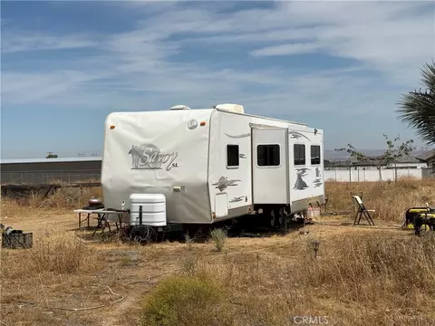 9934 Lager, Phelan, CA 92371 photo 3