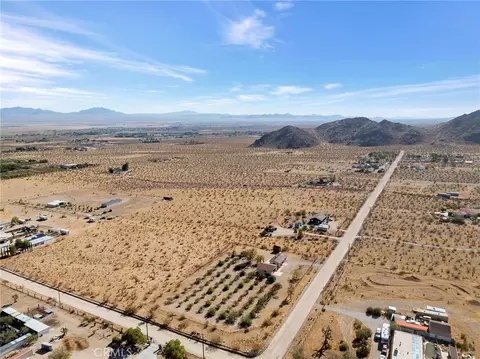 View/Area - 31552 Carson, Lucerne Valley, CA 92356 photo 4 of 5