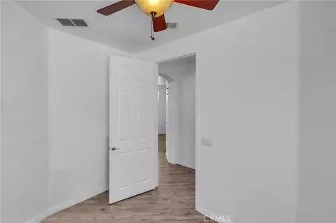 Entry Way - 11122 Avonlea Rd, Apple Valley, CA 92308 photo 3 of 3