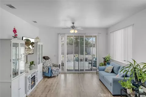 Living - 11122 Avonlea Rd, Apple Valley, CA 92308 photo 1 of 1
