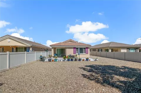 Exterior - 11122 Avonlea Rd, Apple Valley, CA 92308 photo 6 of 6