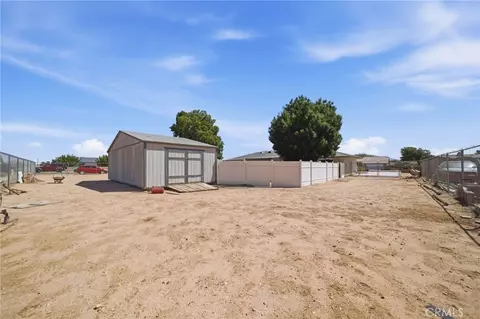 Exterior - 11998 Omak Rd, Apple Valley, CA 92308 photo 8 of 10
