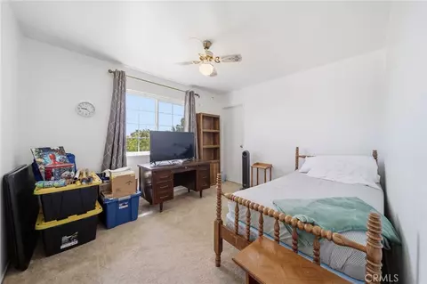 Bedroom - 11998 Omak Rd, Apple Valley, CA 92308 photo 1 of 2