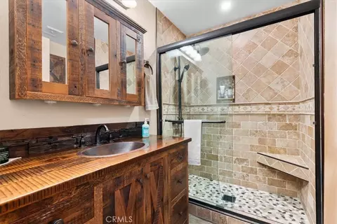 Bath - 5360 Orchard, Wrightwood, CA 92397 photo 1 of 4