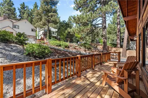 Exterior - 26723 Raven, Wrightwood, CA 92397 photo 4 of 10
