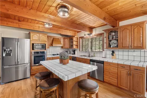 Kitchen - 26723 Raven, Wrightwood, CA 92397 photo 1 of 3
