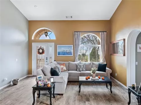 Living - 10160 Pineview Rd, Pinon Hills, CA 92372 photo 1 of 3
