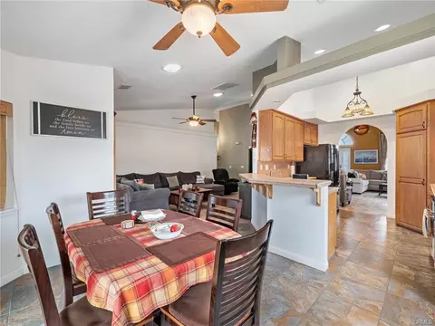 Dining - 10160 Pineview Rd, Pinon Hills, CA 92372 photo 2 of 2