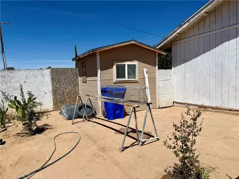 Exterior - 12814 Kiowa, Apple Valley, CA 92308 photo 4 of 5