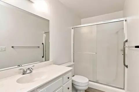 Bath - 828 E Highland Ave, Redlands, CA 92374 photo 1 of 3
