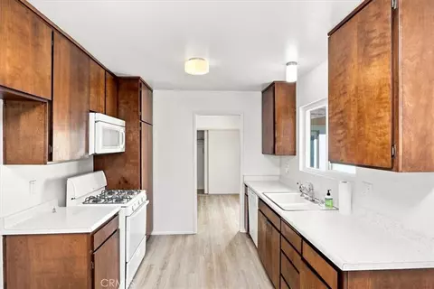 Kitchen - 828 E Highland Ave, Redlands, CA 92374 photo 3 of 4