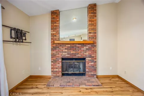 Living - 14605 Kokomo, Apple Valley, CA 92307 photo 5 of 6