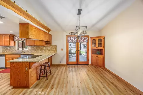 Dining - 14605 Kokomo, Apple Valley, CA 92307 photo 1 of 1