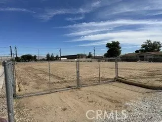 15828 Sequoia, Hesperia, CA 92345 photo 2